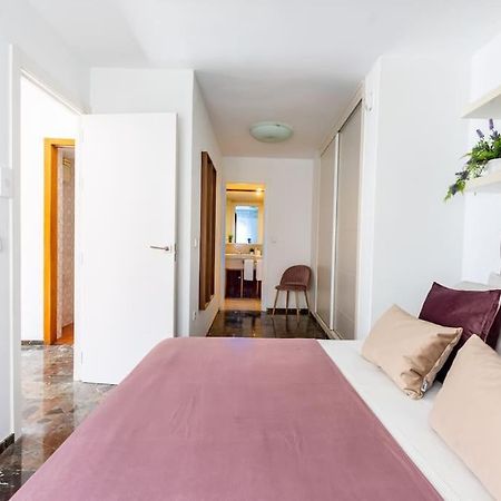 Apartmán Behouse Sierpes Sevilla Exteriér fotografie