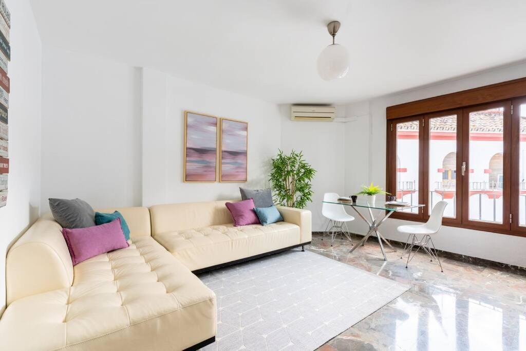 Apartmán Behouse Sierpes Sevilla Exteriér fotografie